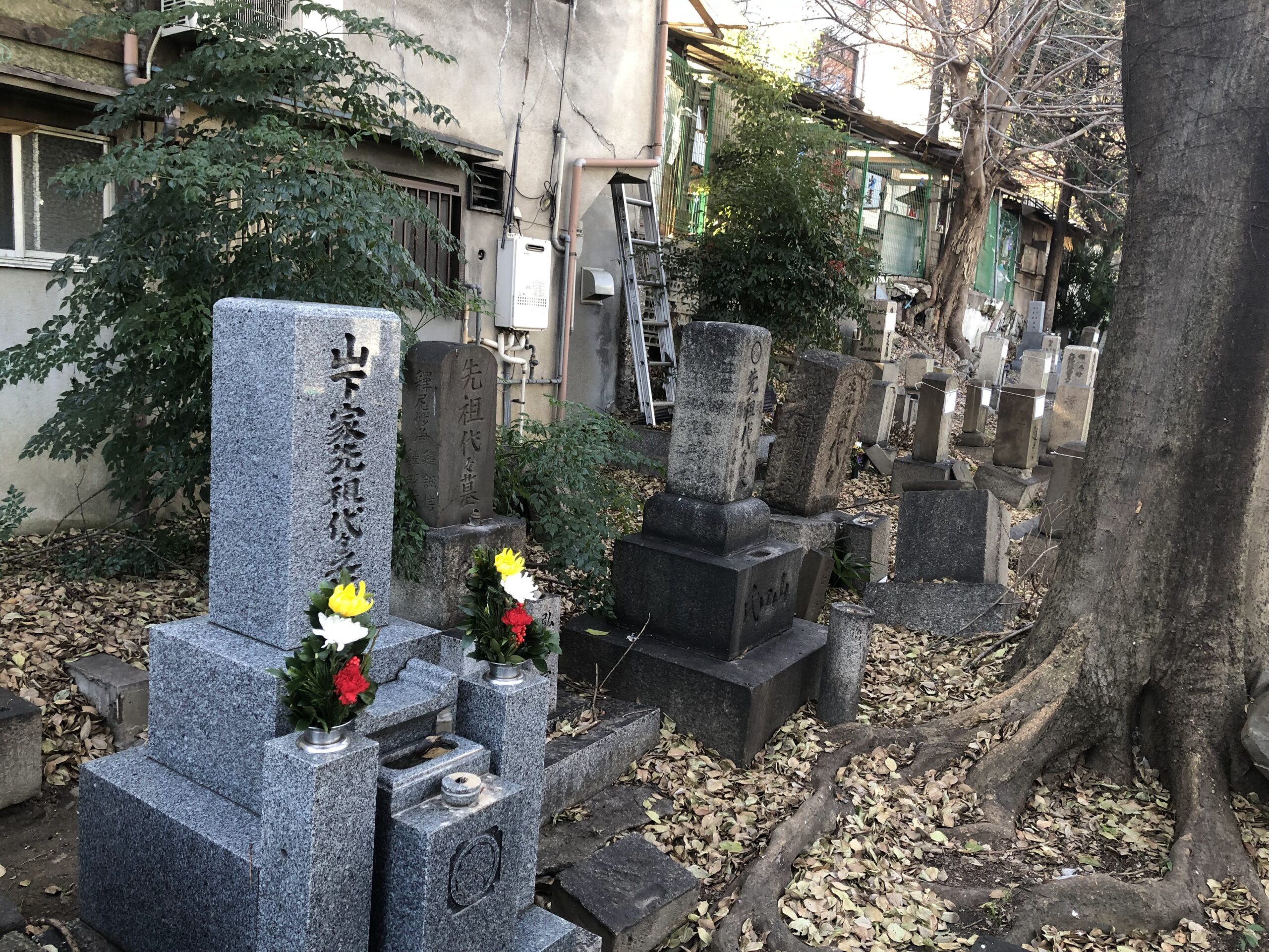 今も健在する江戸から続く大阪七墓の蒲生墓地